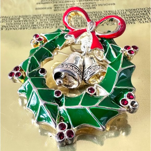 Vintage 90's Christmas Wreath Pendant Pin Jingle Bells Crystal Accents O… - Picture 3 of 12